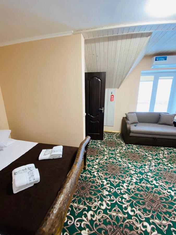 Під Явором New Hotel Drogomirchany Room photo