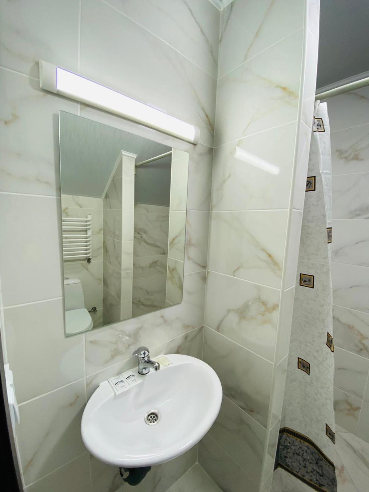Під Явором New Hotel Drogomirchany Room photo