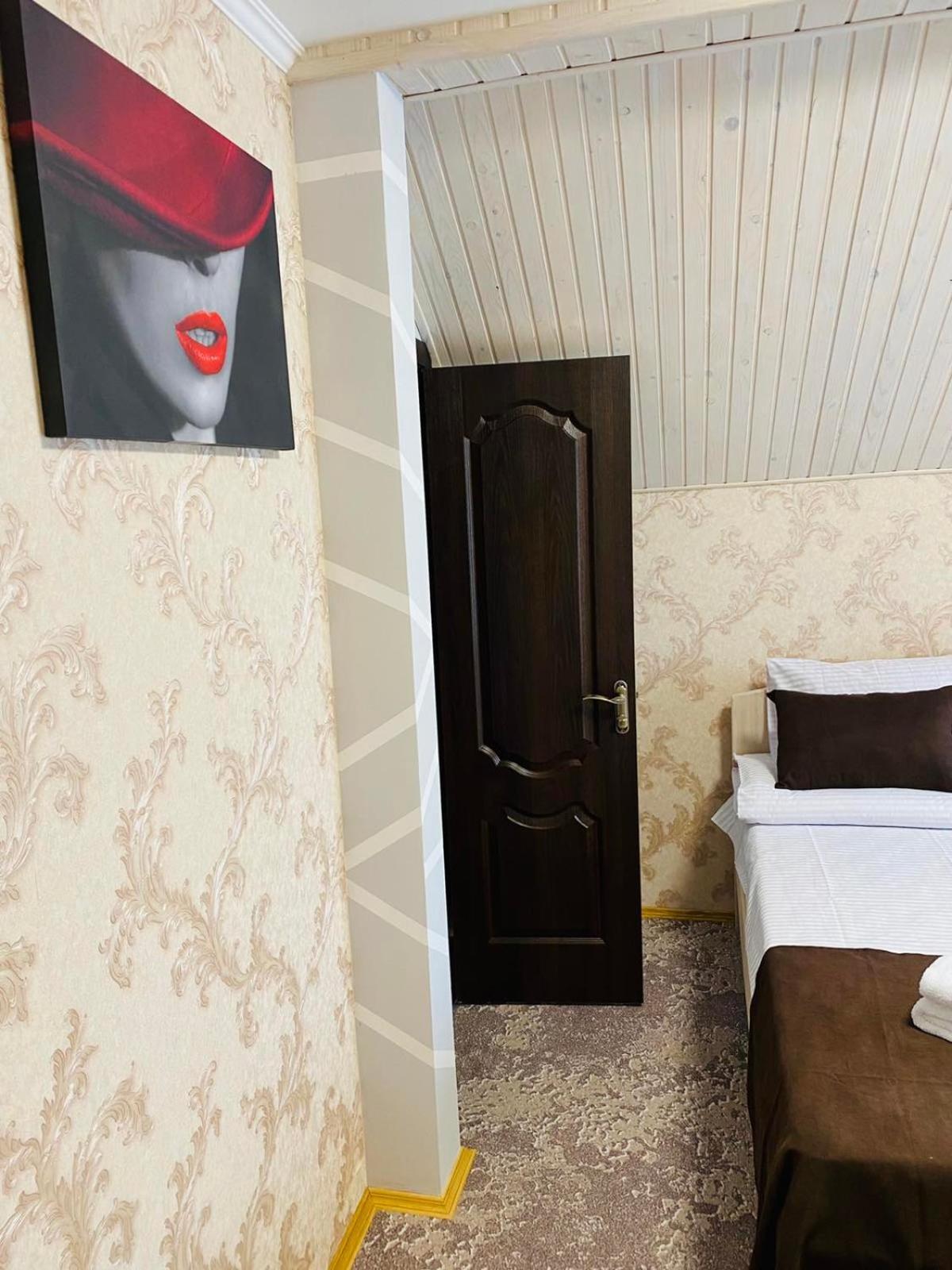 Під Явором New Hotel Drogomirchany Room photo